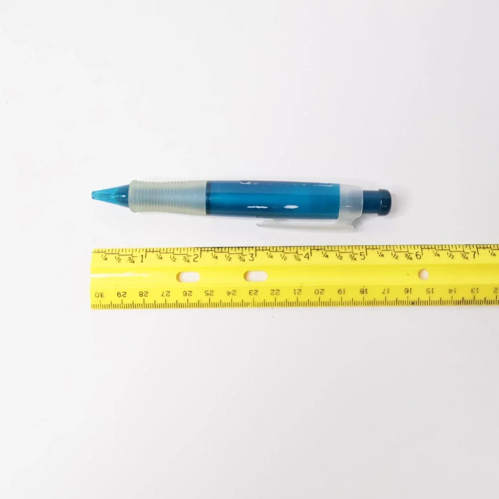 Avery eGrip Retractable Ballpoint Pen Blue Translucent Ergonomic Rubber‎ Grip